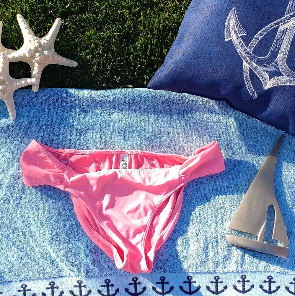 4/$15 VS PINK 👙 Bottom Medium